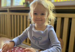 Dzieci z grupy Nutki podczas zabaw i zajęć