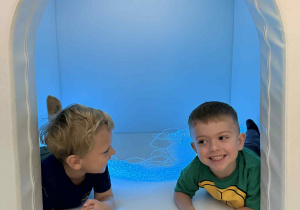 Dzieci z grupy Nutki podczas zabaw i zajęć