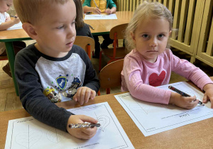 Dzieci z grupy Nutki podczas zabaw i zajęć