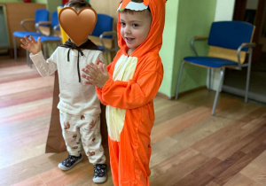 Dzieci z grupy Nutki podczas Balu Jesieni