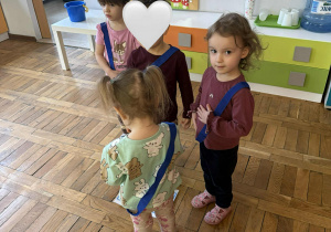 Dzieci z grupy Nutki podczas zajęć dydaktycznych