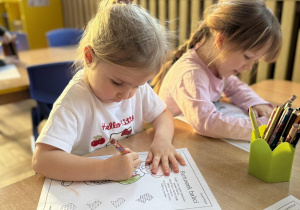 Dzieci z grupy Nutki podczas zajęć dydaktycznych