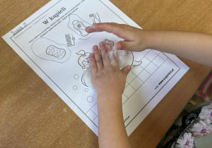 Dzieci z grupy Nutki podczas zajęć dydaktycznych