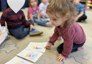 Dzieci z grupy Nutki podczas zajęć dydaktycznych