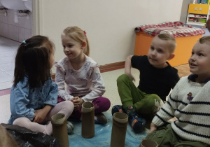 Dzieci z grupy "Tygryski" podczas warsztatów
