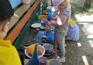 Dzieci z grupy Tygryski podczas wycieczki