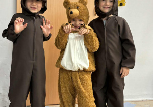 Dzieci z grupy "Pszczółki"