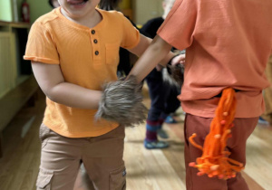 Dzieci z grupy "Pszczółki" na Balu Jesieni