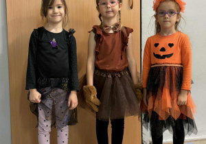 Dzieci z grupy "Pszczółki"