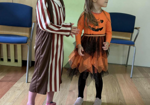 Dzieci z grupy "Pszczółki" na Balu Jesieni